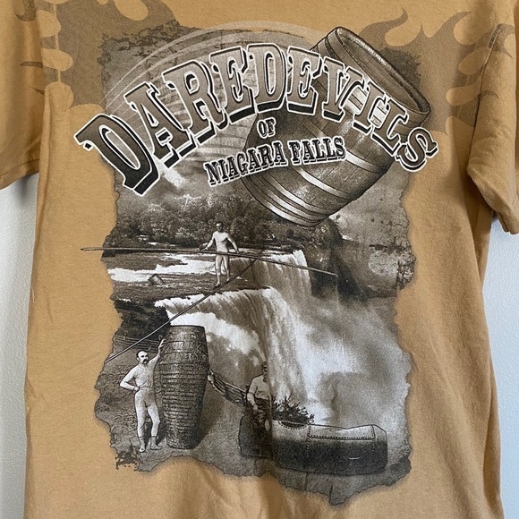 VINTAGE Daredevils of Niagara Falls Tee Shirt S - Picture 2 of 5